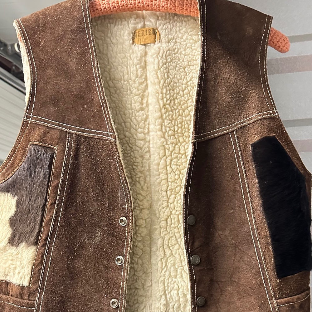 Vintage 1970s size 46 Mexican Suede Shearling Vest with Cowhide Accents